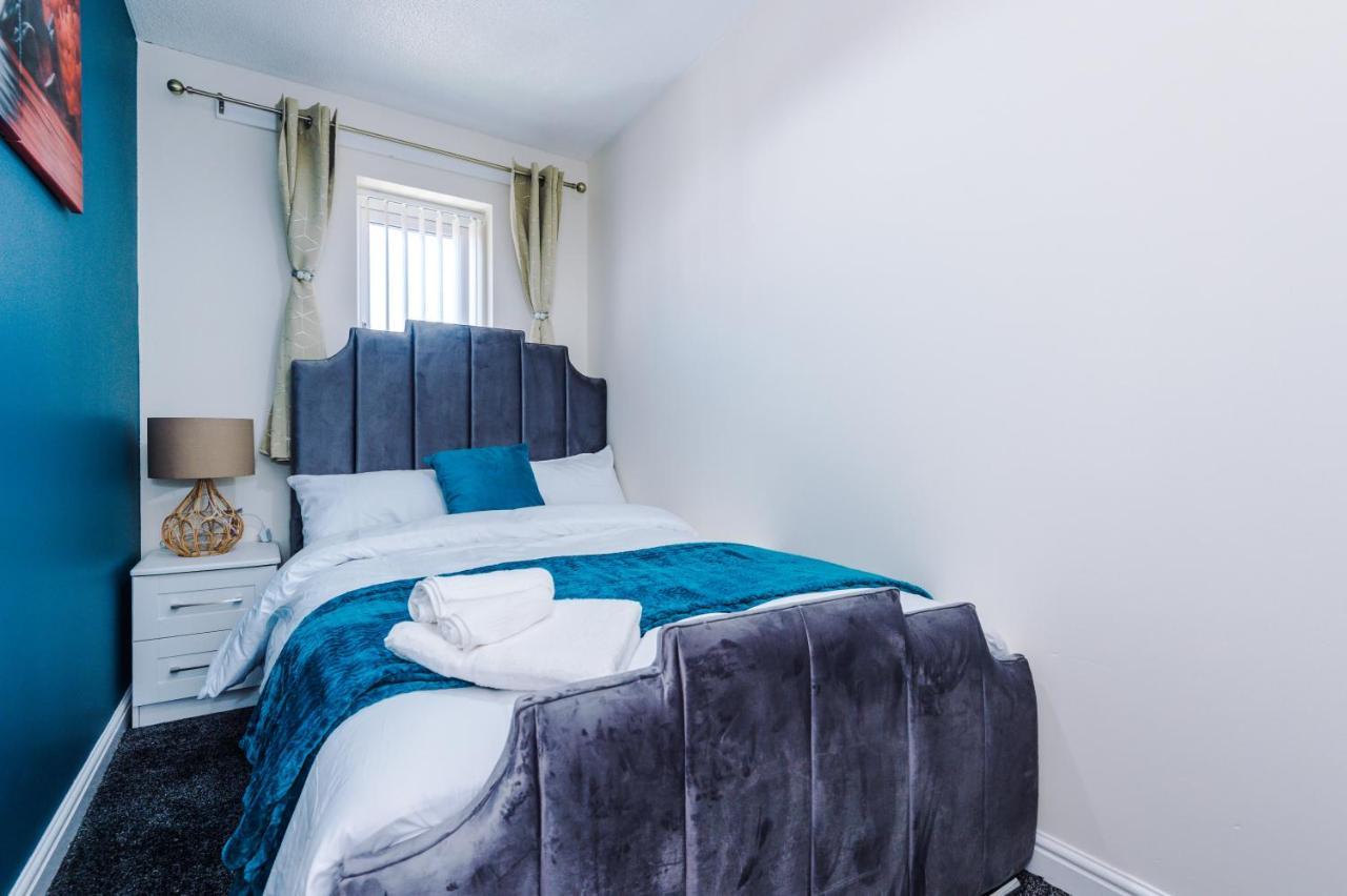 Stylish 4 Bedroom Home Close To Manchester City Centre Экстерьер фото