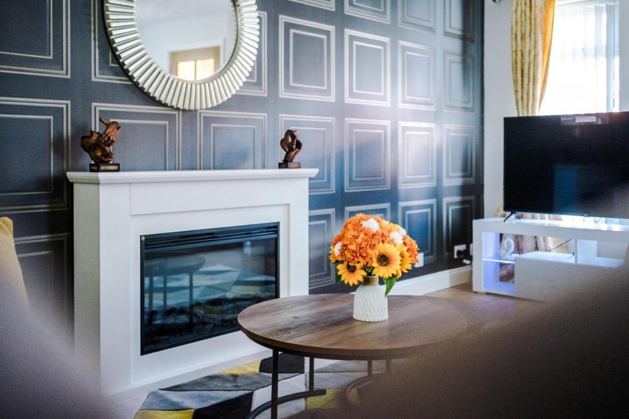 Stylish 4 Bedroom Home Close To Manchester City Centre Экстерьер фото